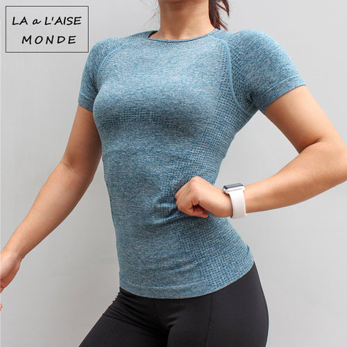 Fitness Women Seamless Sport Shirt Sports Wear For Women Gym Running Top Short Sleeve Yoga Workout Tops Training Sports